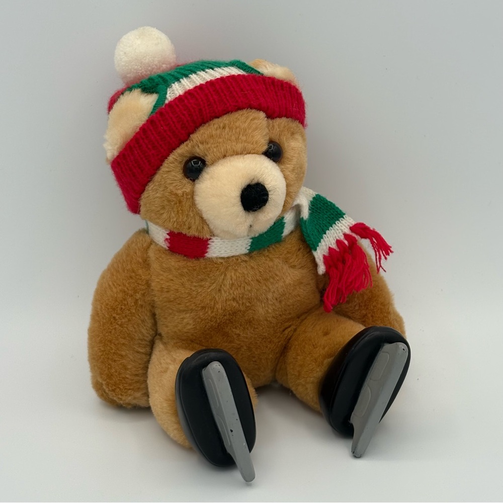 Vintage Dakin Kerplunk Festive Ice Skating Teddy Bear w Winter Hat Scarf 9” 1986